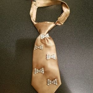 NWT Authentic Giraffe-tie Ladies Satin Neck Tie